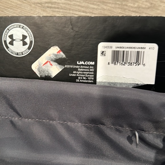 Under Armour Backpack - Picture 4 of 5
